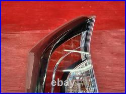 Toyota 30 Prius Gs genuine Left Tail Lamp ZVW30 JDM G-SPORT STANLEY 47-55 Light